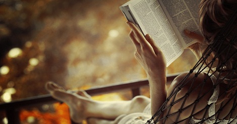 10 Books Every Woman Must Read